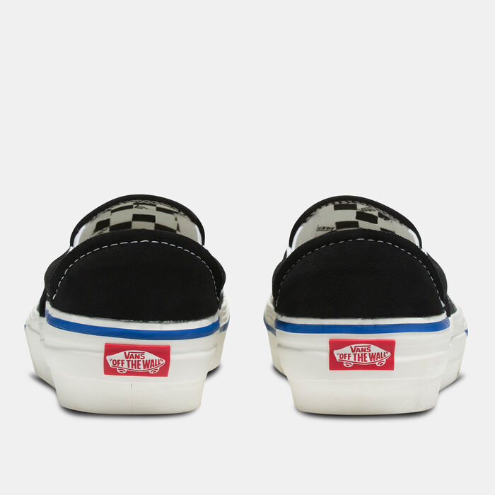 Vans Reconstruct Unisex Slip-On Shoes Black image number 2
