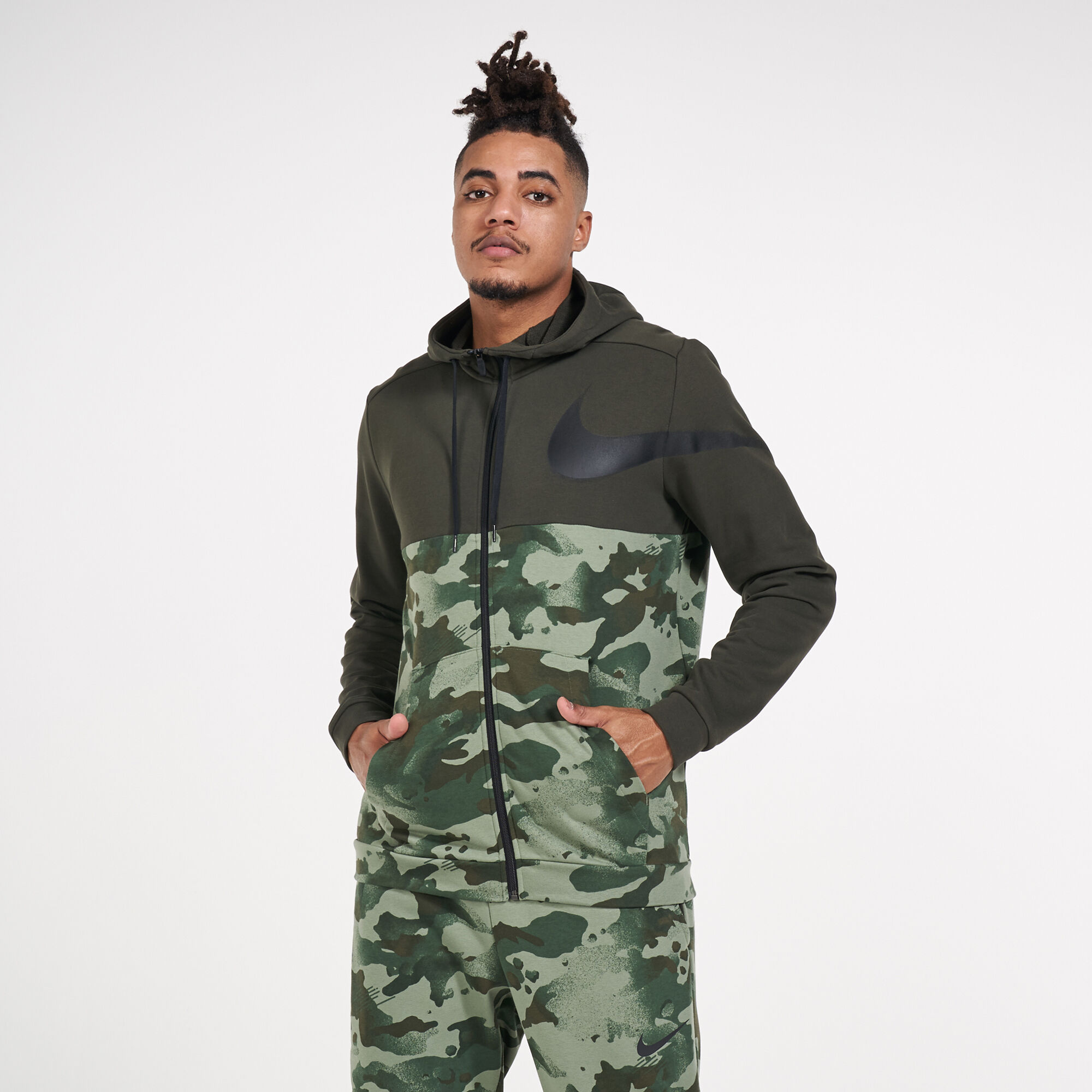 Nike camo hotsell tracksuit mens