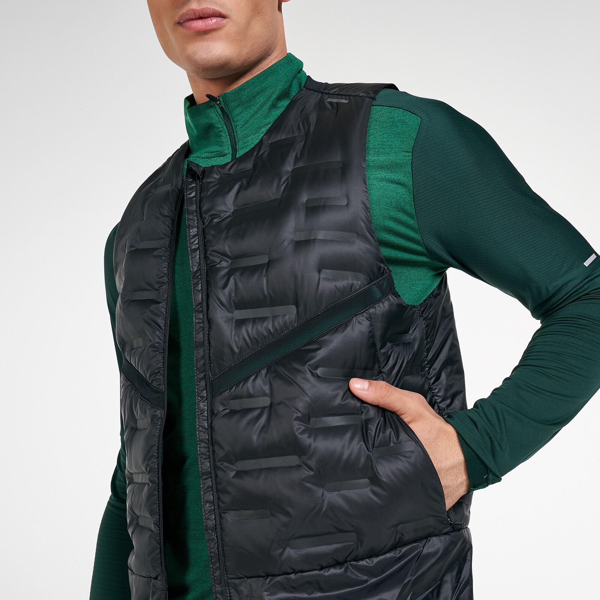 Nike aeroloft sales men's running vest