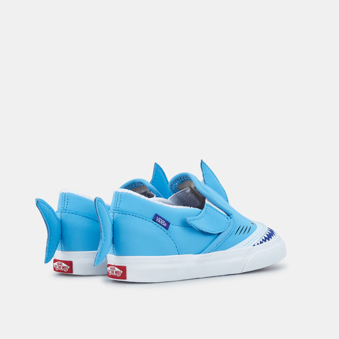 boys shark vans