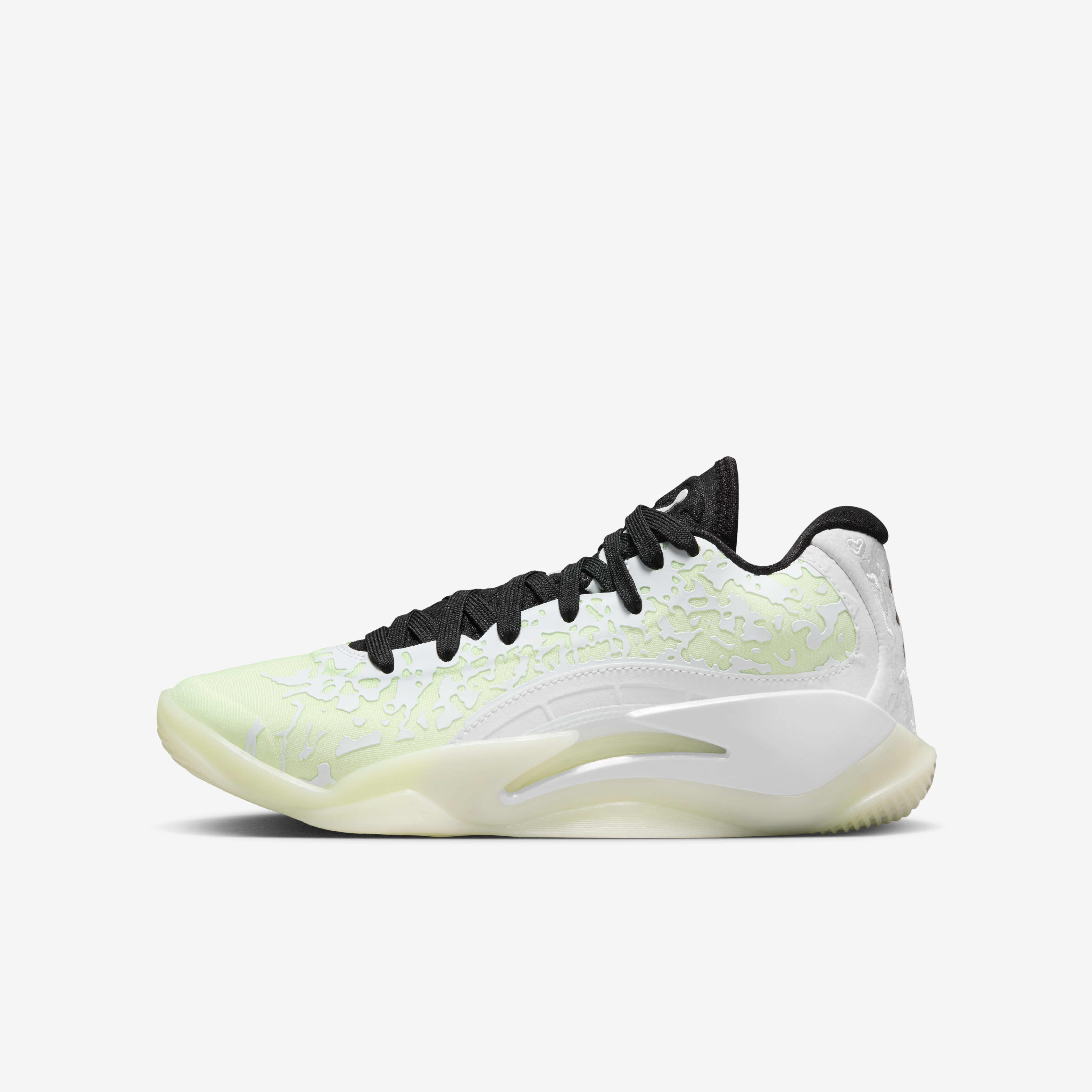 White youth basketball shoes deals