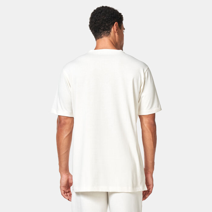 The Giving Movement Men's Logo T-Shirt White The Giving Movement Men's Logo T-Shirt White image number 1