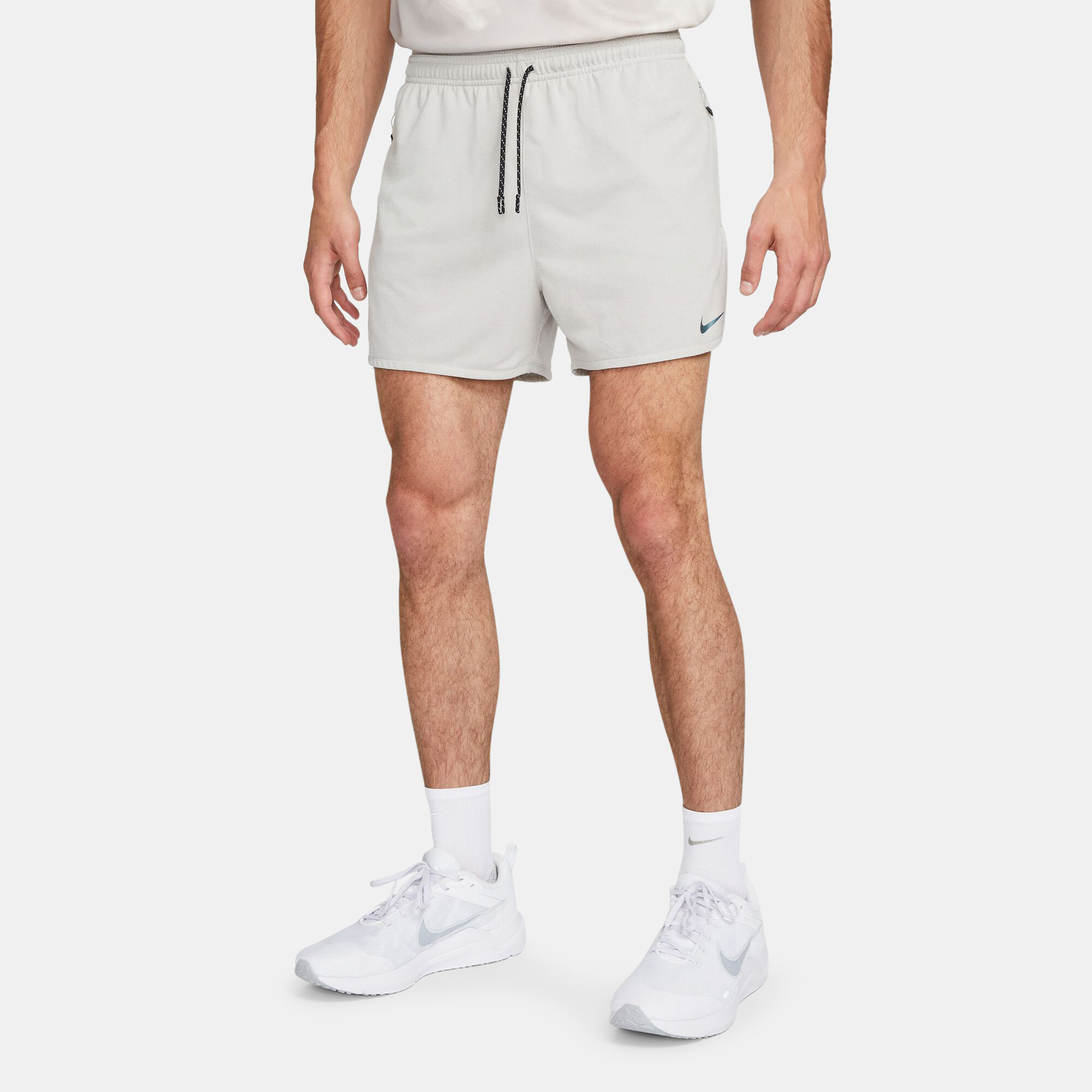 Nike 6 store inch running shorts