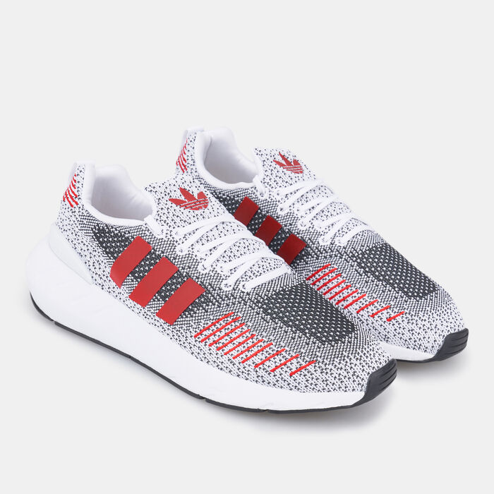 adidas Originals Men's Swift Run 22 Shoe White adidas Originals Men's Swift Run 22 Shoe White image number 1