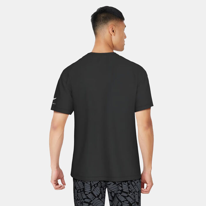 Nike Swim Men's Logo Hydroguard Swimming T-Shirt Black Nike Swim Men's Logo Hydroguard Swimming T-Shirt Black image number 1