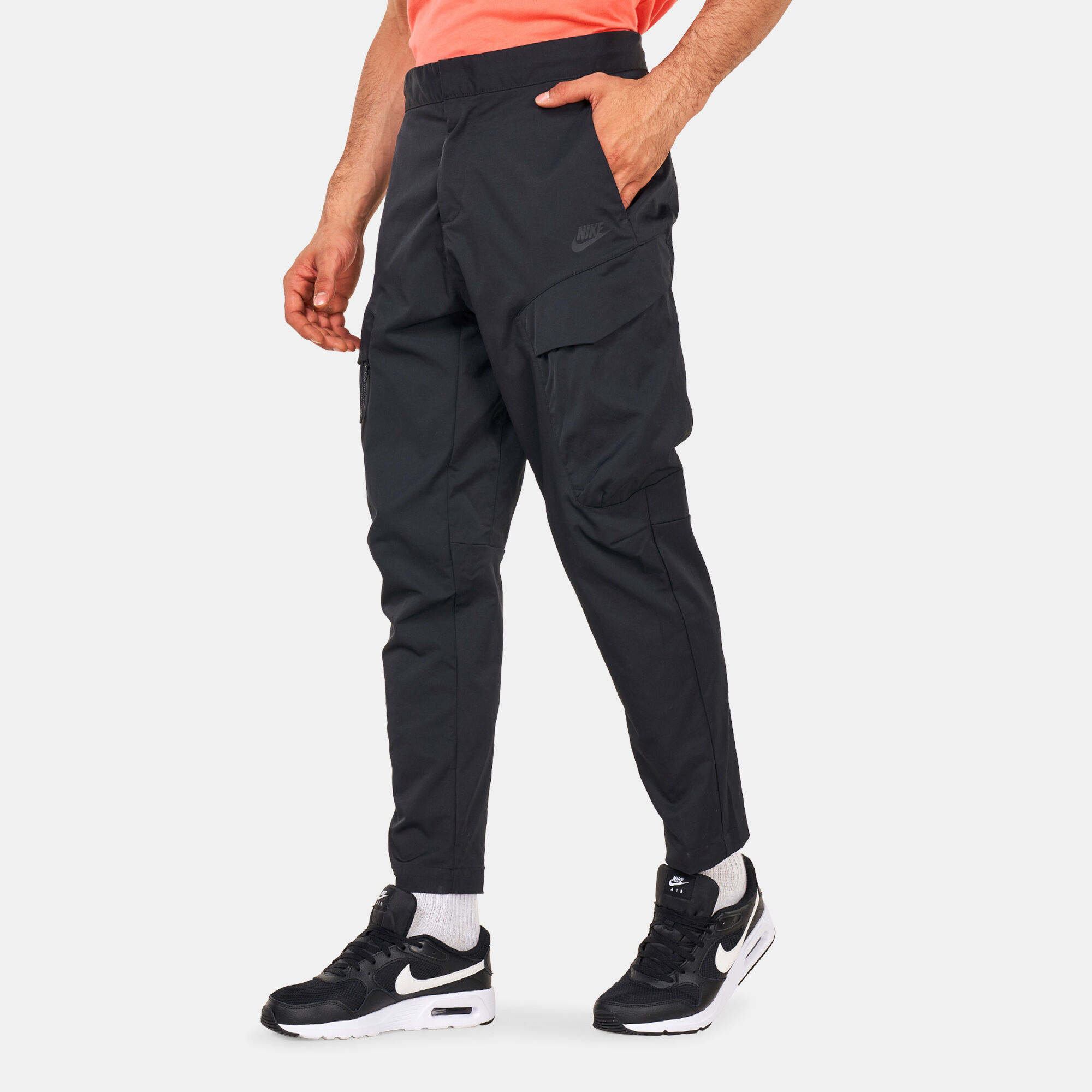 Men's woven cargo pants nike sportswear tech pack discount