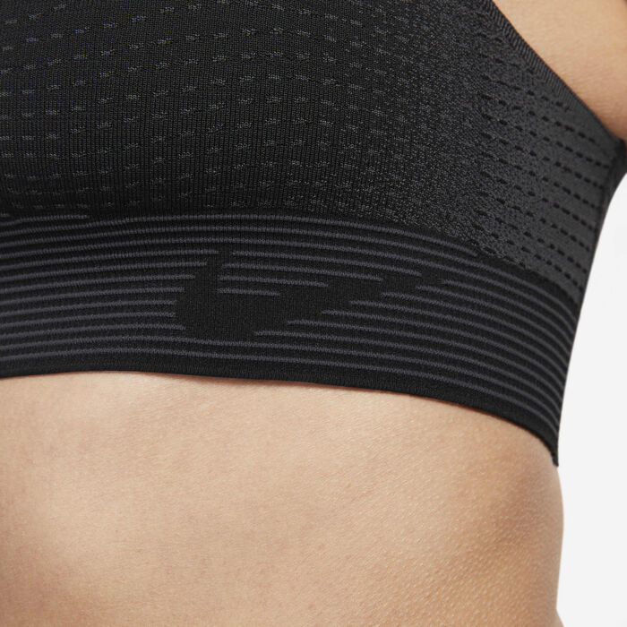 Nike Women's Swoosh Flyknit High-Support Training Sports Bra Black Nike Women's Swoosh Flyknit High-Support Training Sports Bra Black image number 5