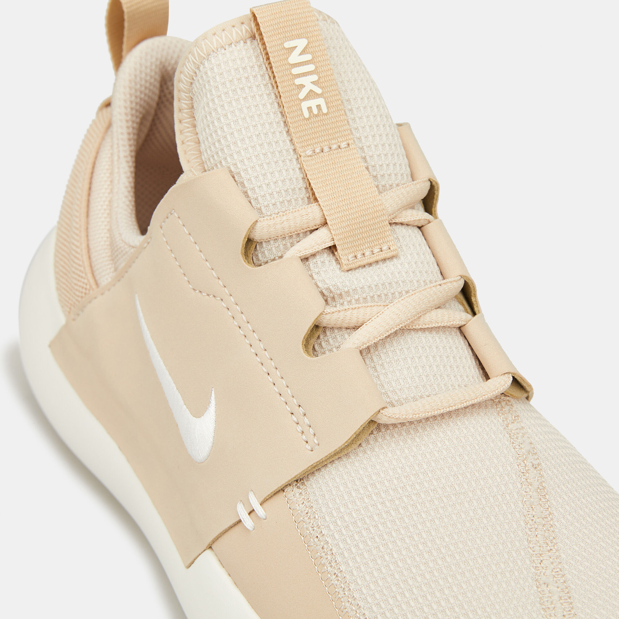 Nike womens show 2025