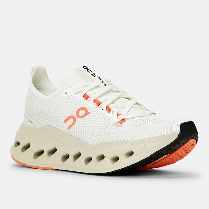 On Women's Cloudsurfer Max Running Shoes White image number 1