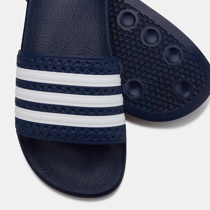 adidas Originals Kids' Adilette Slides (Older Kids) Blue adidas Originals Kids' Adilette Slides (Older Kids) Blue image number 2