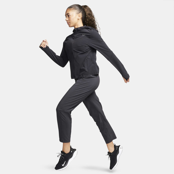 Nike Women's Swift UV Running Jacket Black image number 7