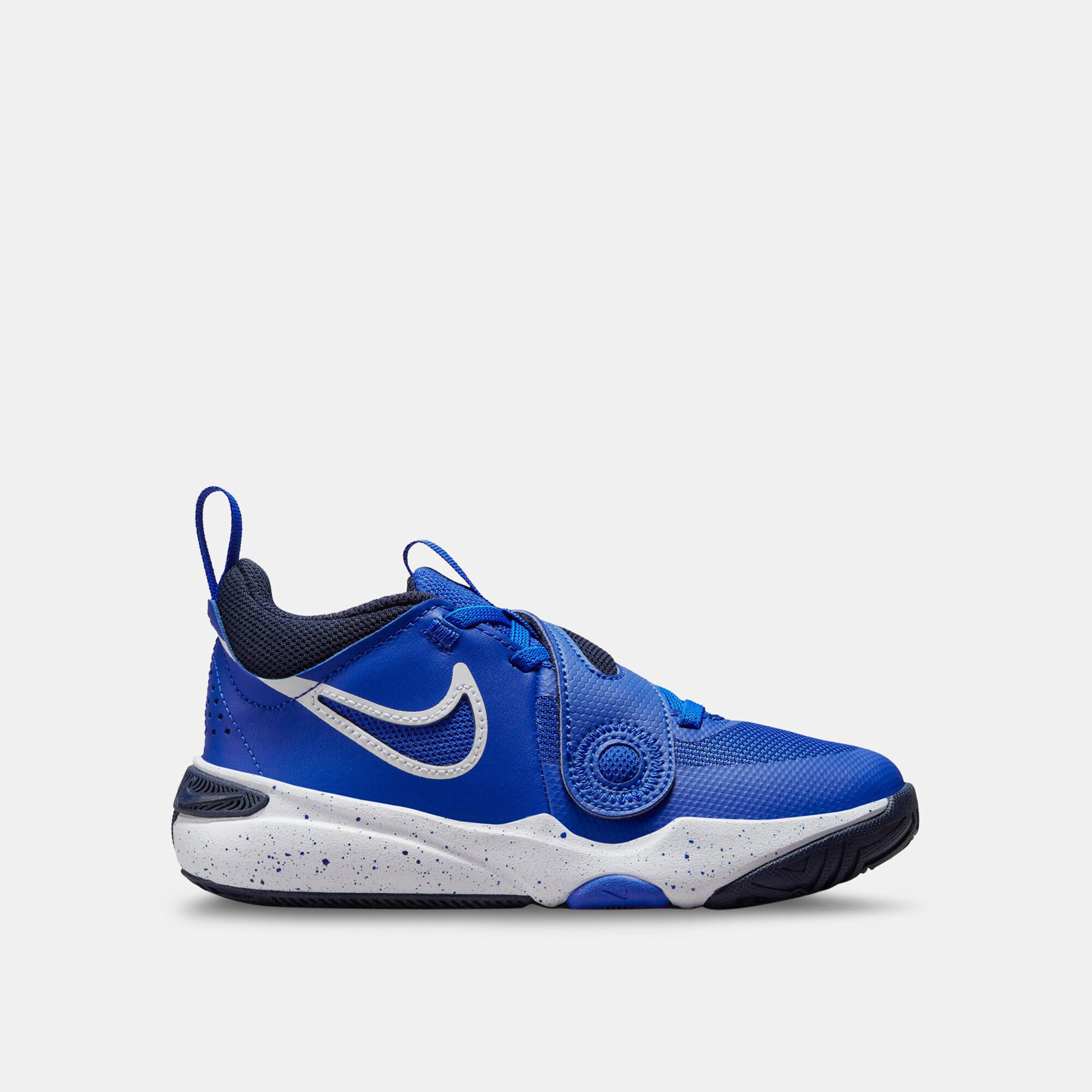 Buy basketball shoes near me online
