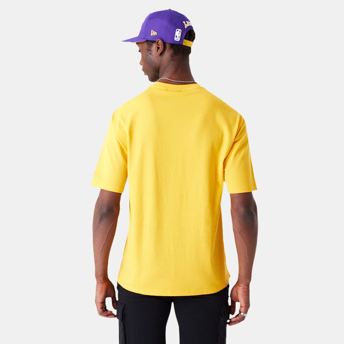 New Era Men's NBA Los Angeles Lakers Large Wordmark T-Shirt yellow New Era Men's NBA Los Angeles Lakers Large Wordmark T-Shirt yellow image number 1