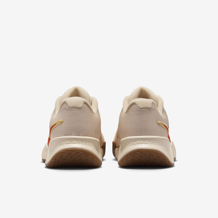 Nike Women's GP Challenge Pro Premium Hard Court Tennis Shoes Beige Nike Women's GP Challenge Pro Premium Hard Court Tennis Shoes Beige image number 6