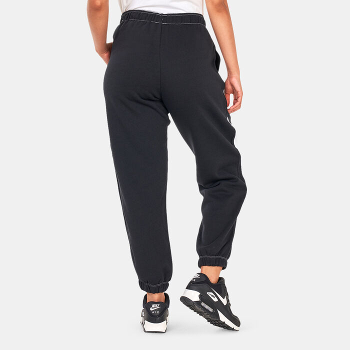Nike Women's Sportswear Swoosh Easy Fleece Joggers Black Nike Women's Sportswear Swoosh Easy Fleece Joggers Black image number 1