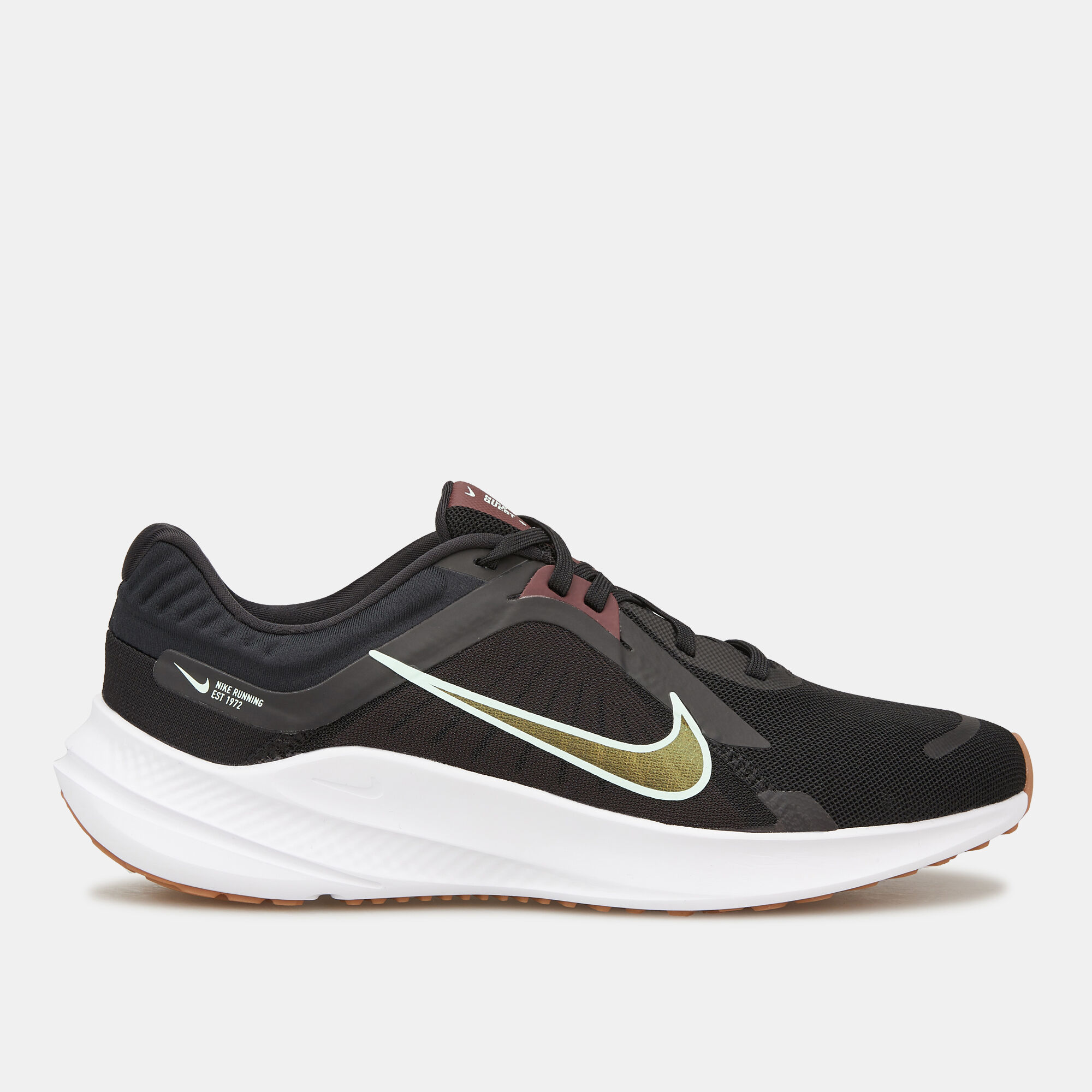 Nike w quest shop