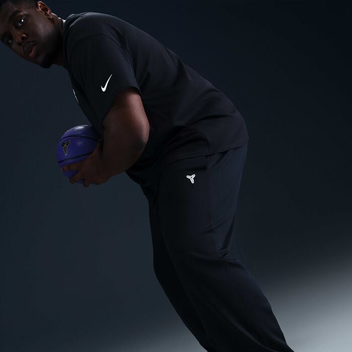 Nike Men's Kobe Bryant Therma-FIT Basketball Pants Black Nike Men's Kobe Bryant Therma-FIT Basketball Pants Black image number 7