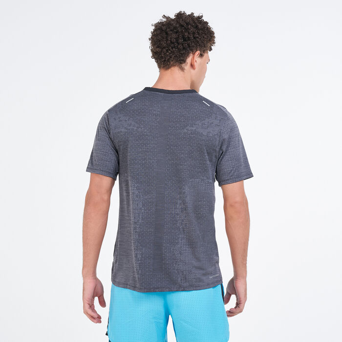 Nike Men's Dri-FIT ADV Techknit Ultra T-Shirt Grey Nike Men's Dri-FIT ADV Techknit Ultra T-Shirt Grey image number 1