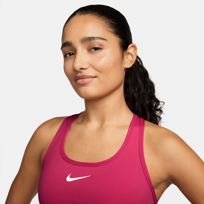 Nike Women's Swoosh Medium Support Training Sports Bra Pink Nike Women's Swoosh Medium Support Training Sports Bra Pink image number 2