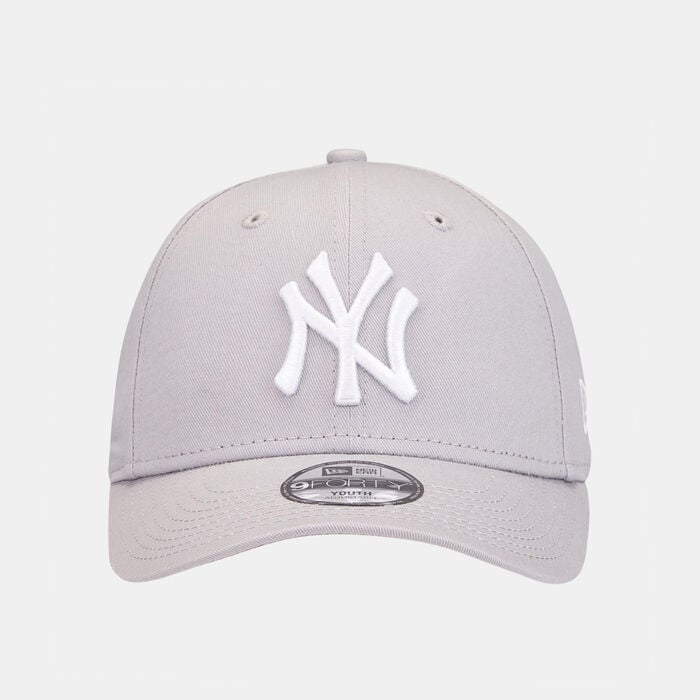 New Era Kids’ MLB League Basic New York Yankees 9FORTY Cap Grey New Era Kids’ MLB League Basic New York Yankees 9FORTY Cap Grey image number 0