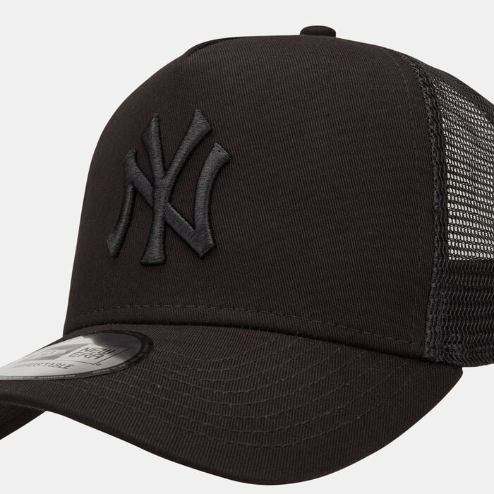New Era Men's Clean Trucker New York Yankees Cap Black New Era Men's Clean Trucker New York Yankees Cap Black image number 2
