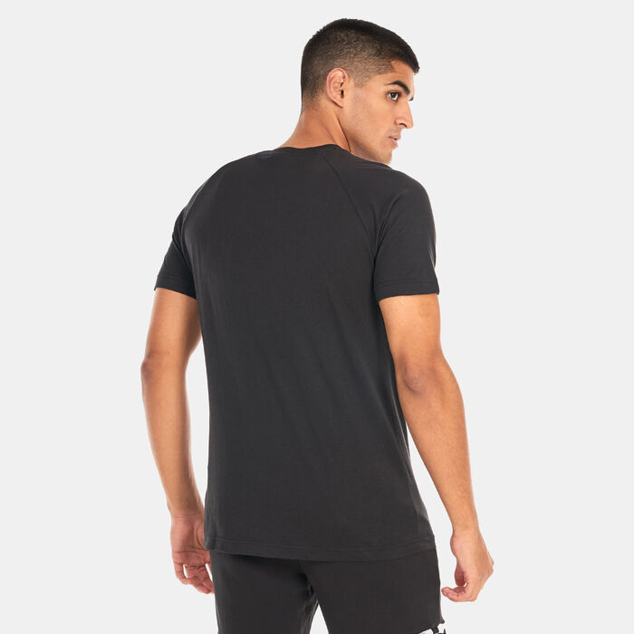 PUMA Men's DYNA-MIX Graphic T-Shirt Black image number 1