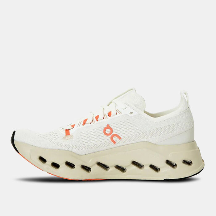 On Women's Cloudsurfer Max Running Shoes White image number 3