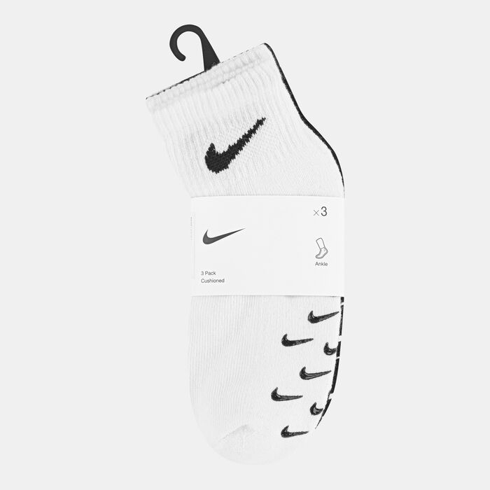 Nike Kids' Gripper Ankle Socks (3 Pair) Black Nike Kids' Gripper Ankle Socks (3 Pair) Black image number 2