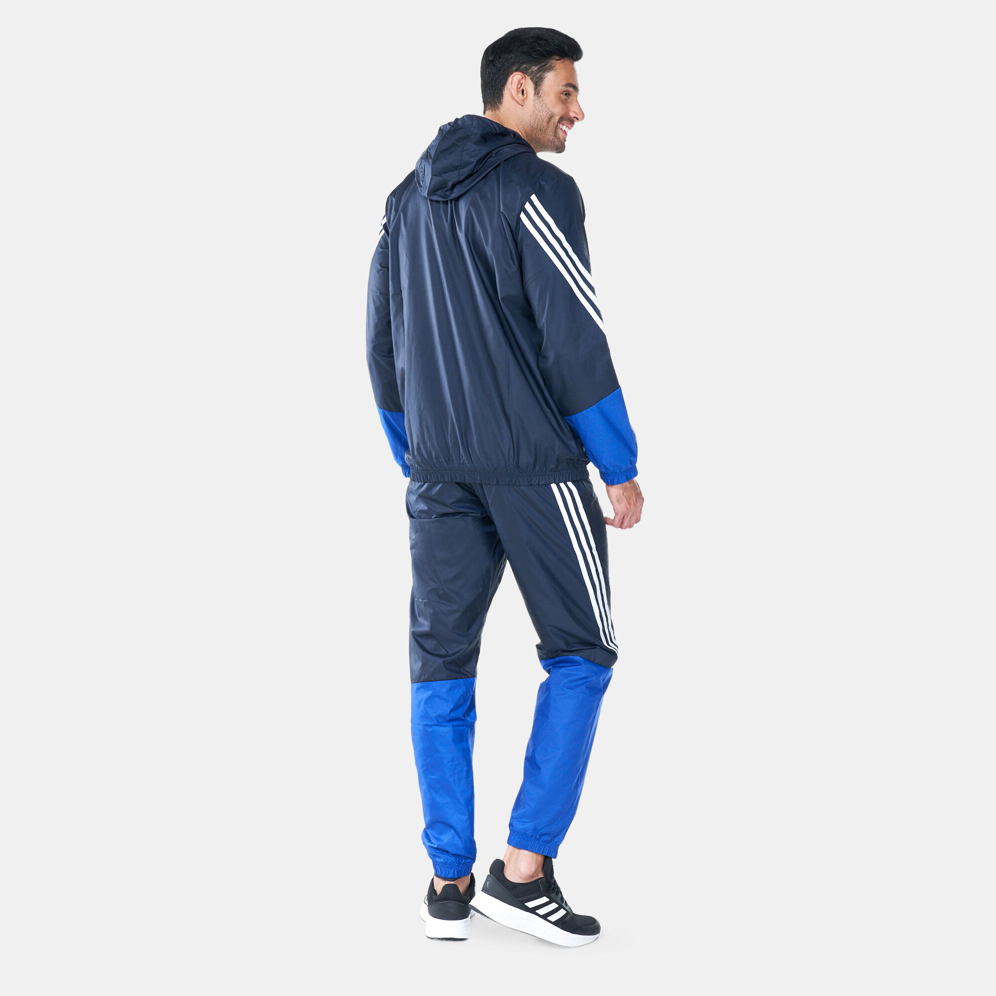Hooded clearance adidas tracksuit