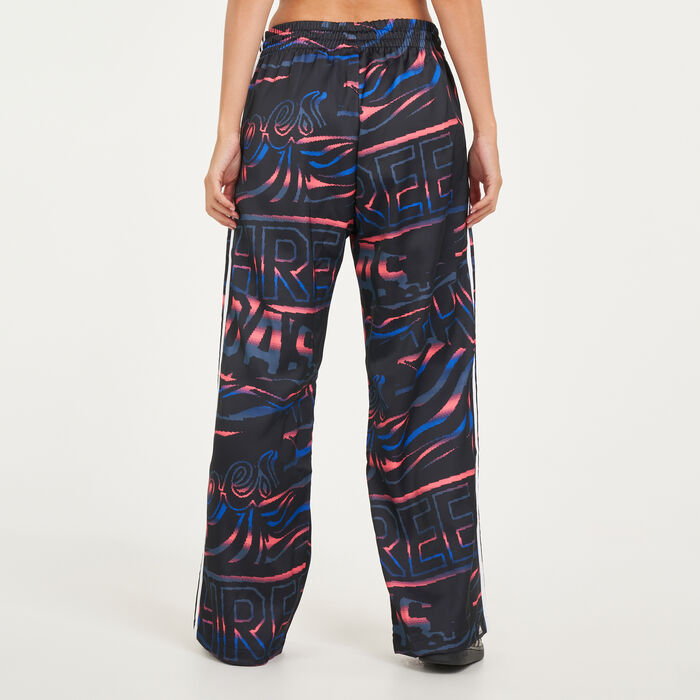 Women's Allover Print 3-Stripes Wide Pants Women's Allover Print 3-Stripes Wide Pants image number 1