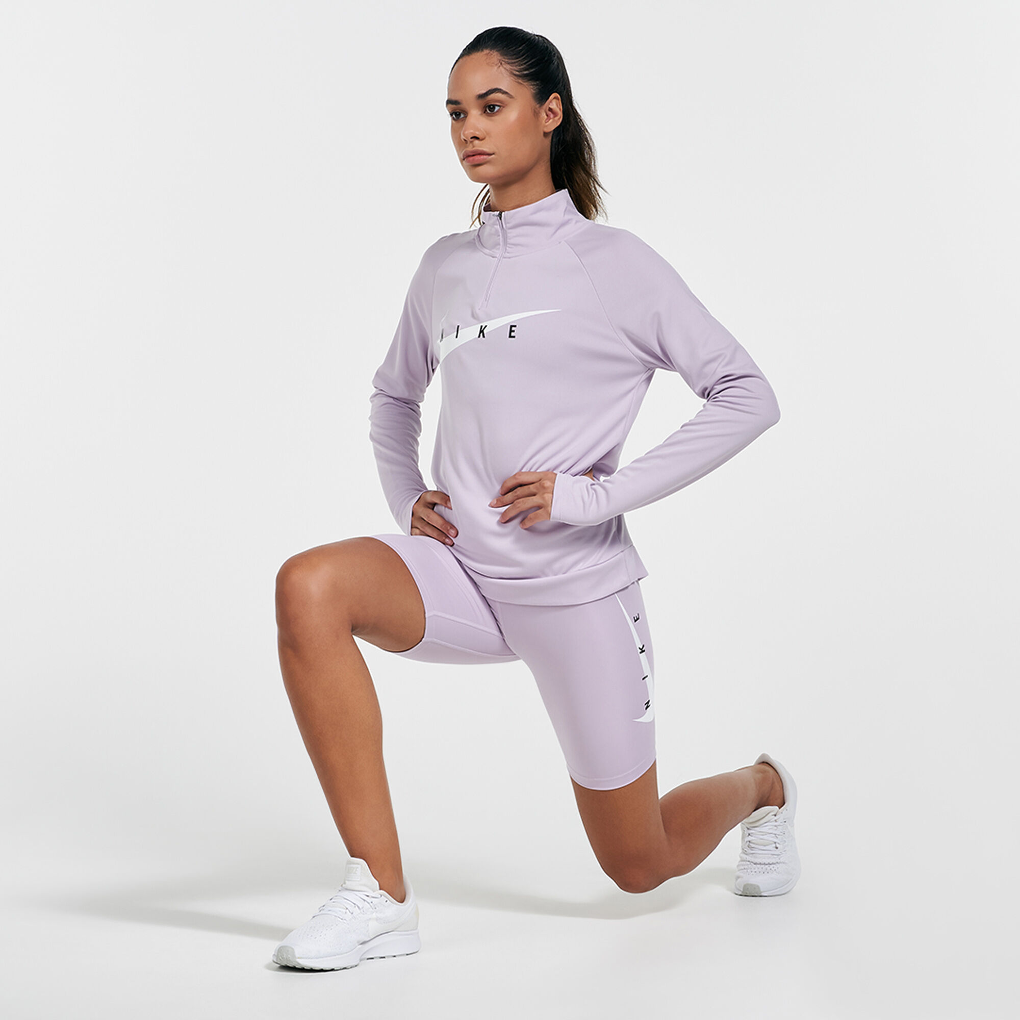 nike midlayer swoosh run