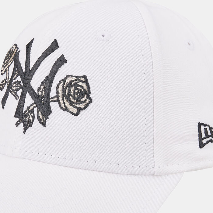 New Era Women's New York Yankees Floral 9FORTY Adjustable Cap White New Era Women's New York Yankees Floral 9FORTY Adjustable Cap White image number 2