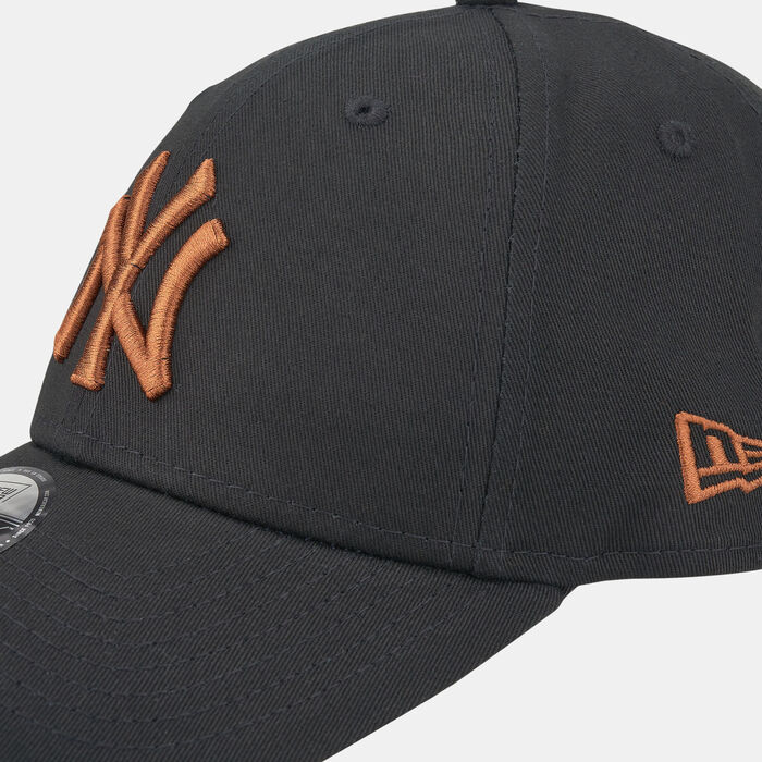 New Era Men's League Essentials 9FORTY New York Yankees Cap Black New Era Men's League Essentials 9FORTY New York Yankees Cap Black image number 2