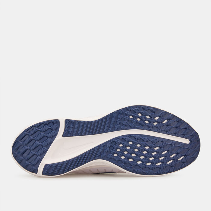 Nike Women's Quest 5 Premium Road Running Shoe White Nike Women's Quest 5 Premium Road Running Shoe White image number 3