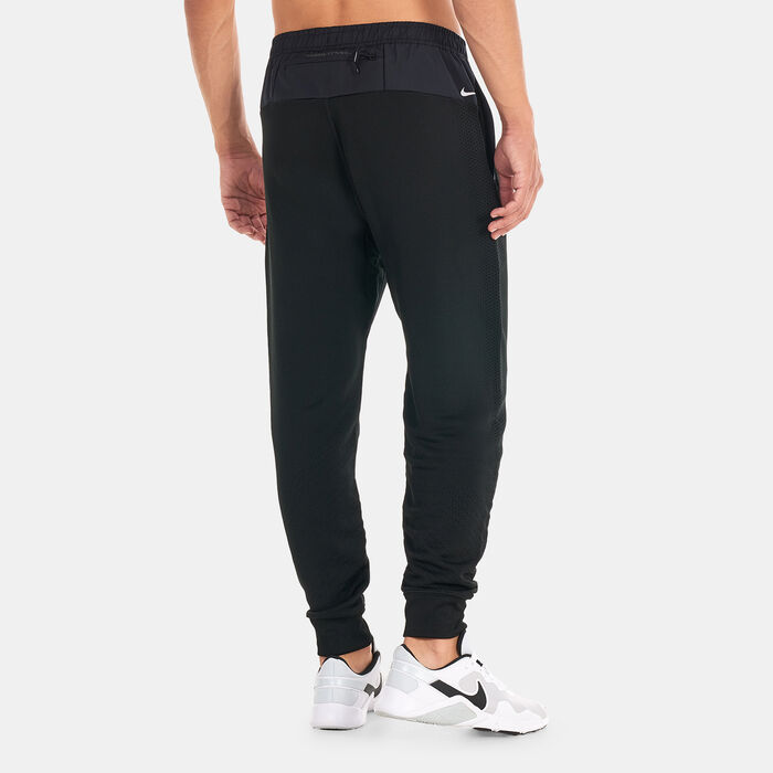 Nike Men's Therma-FIT ADV A.P.S. Pants Black image number 1