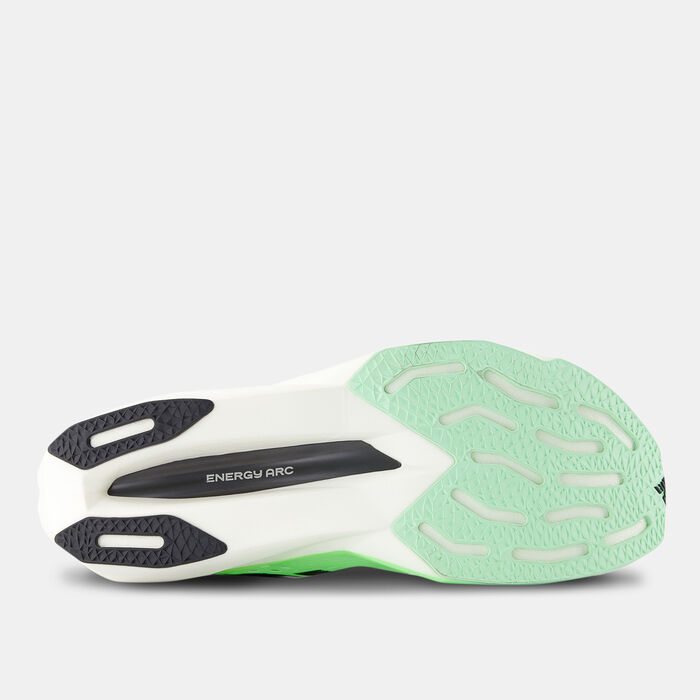 New Balance Men's FuelCell SuperComp Pacerv2 Shoes Green image number 3