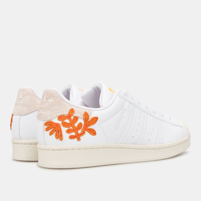 adidas Originals Women's Superstar Shoe White image number 2
