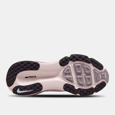 Nike Women's Vomero 18 Road Running Shoes Red