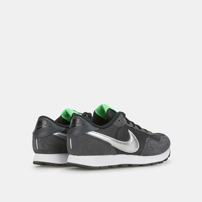 Nike Kids' MD Valiant Shoe Nike Kids' MD Valiant Shoe image number 2