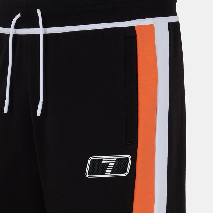 EA7 Emporio Armani Men's Graphic Series Shorts White image number 4