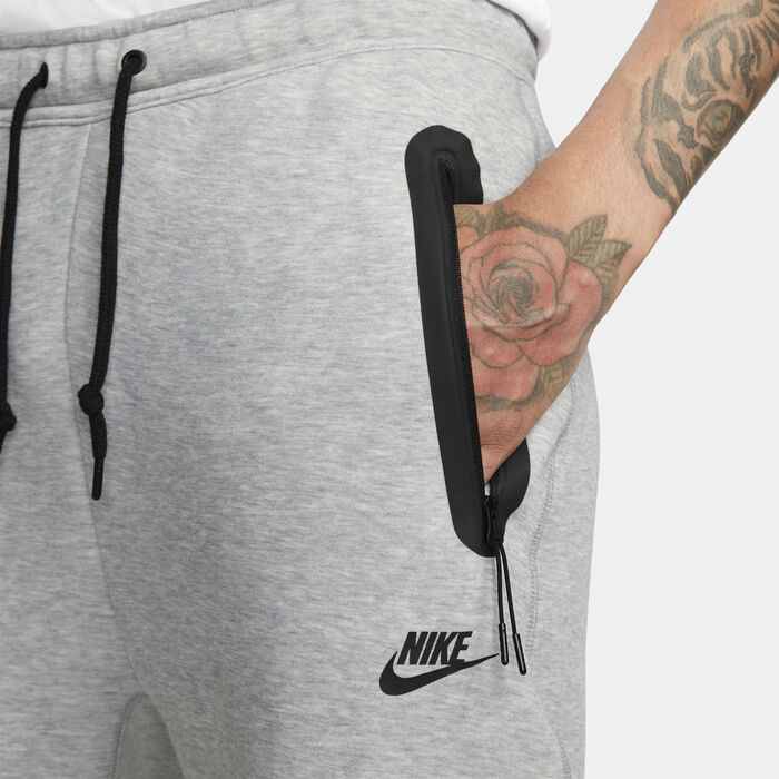 Nike Men's Sportswear Tech Fleece Open-Hem Tracksuit Bottoms Grey Nike Men's Sportswear Tech Fleece Open-Hem Tracksuit Bottoms Grey image number 2