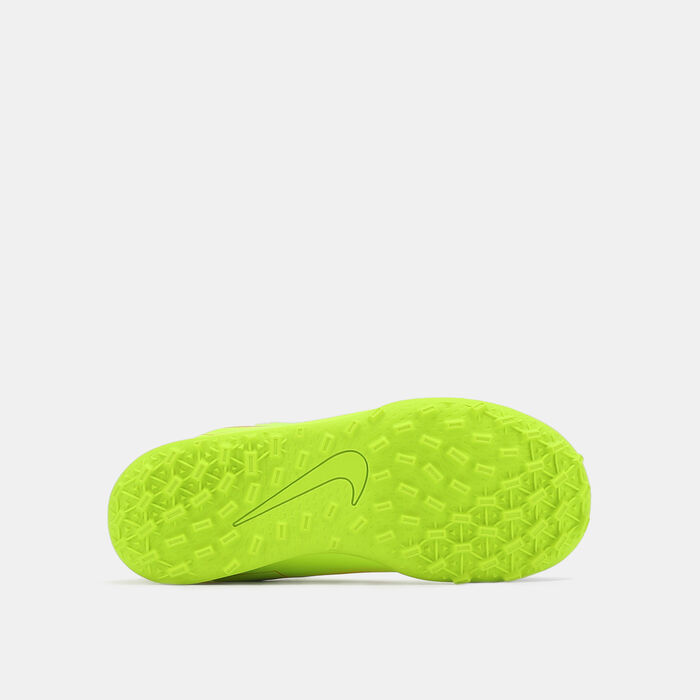 Nike Kids’ Mercurial Vapor 14 Club Turf Ground Football Shoe yellow Nike Kids’ Mercurial Vapor 14 Club Turf Ground Football Shoe yellow image number 3