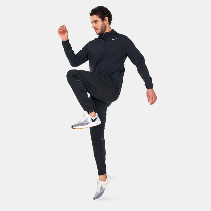 Buy Nike Men's Run Stripe Woven Running Jacket Black in KSA -SSS