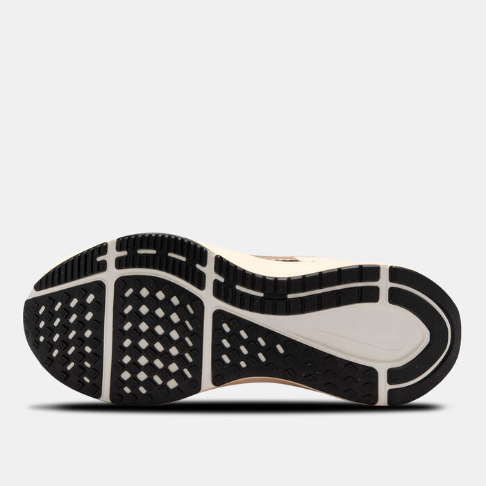 Nike Women's Air Zoom Structure 25 Shoe Black Nike Women's Air Zoom Structure 25 Shoe Black image number 3
