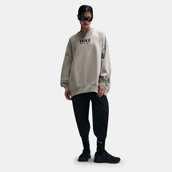 Nike Women's Fleece Sweatshirt Ivory Nike Women's Fleece Sweatshirt Ivory image number 2