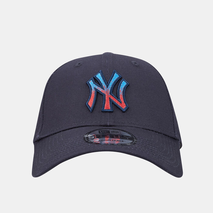New Era Men's Gradient New York Yankees Logo 9FORTY Cap Blue New Era Men's Gradient New York Yankees Logo 9FORTY Cap Blue image number 0