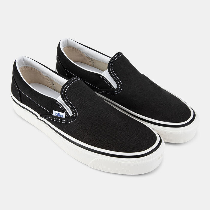 Vans Anaheim Factory 98 DX Unisex Slip-On Shoes Black Vans Anaheim Factory 98 DX Unisex Slip-On Shoes Black image number 1