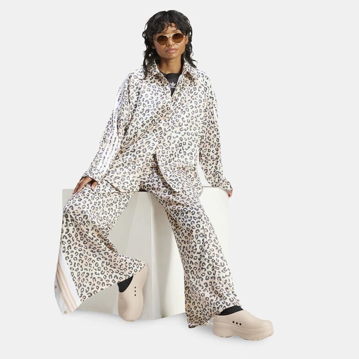 adidas Originals Women's Leopard Luxe Adibreak Wide Leg Track Pants Beige adidas Originals Women's Leopard Luxe Adibreak Wide Leg Track Pants Beige image number 2