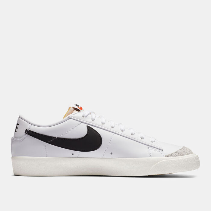 Nike Men's Blazer Low '77 Vintage Shoes White image number 2