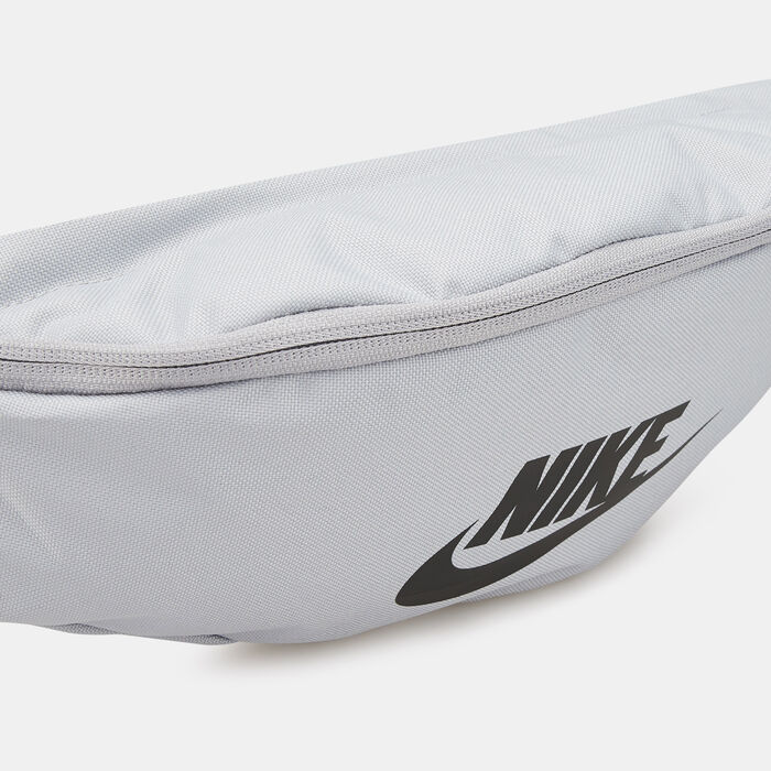 Nike Heritage Waist Bag Grey image number 3